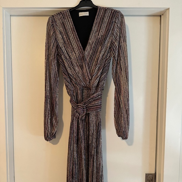 Rebecca Vallance Metallic Dress Size 6 - Picture 4 of 4